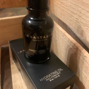 Anastasia Beverly Hills Hydrating Body Oil